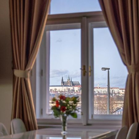 Exclusive Apartment With A View Of Prague Castle And Vltava River Kültér fotó