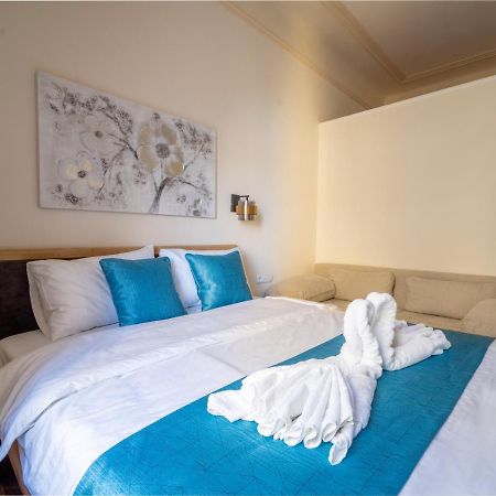 Exclusive Apartment With A View Of Prague Castle And Vltava River Kültér fotó